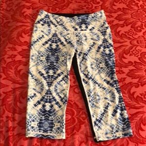 Victoria’s Secret Sport Capri Leggings